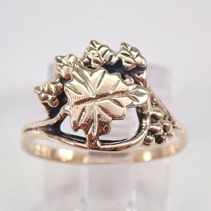 Estate Antique 14K Yellow Gold Grape Leaf Ring